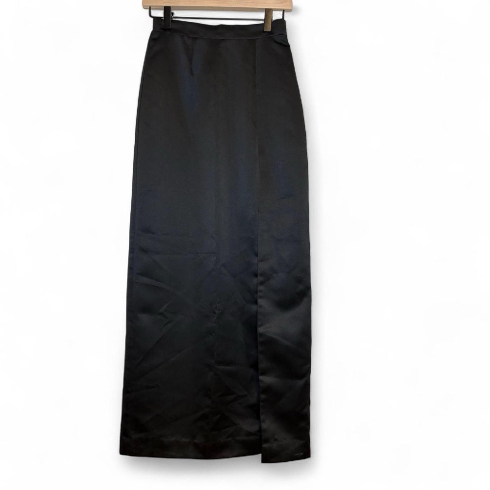 Dave & Johnny by Laura Ryner vintage 90s ankle length satin skirt